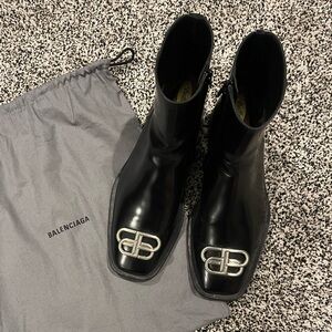 Balenciaga Men’s Logo Boots